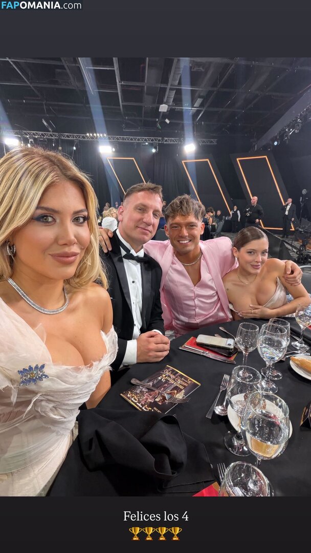 Icardi / Wanda Nara / badbitchwan / wanda_nara / wanditanara Nudo OnlyFans  Foto trapelata #526