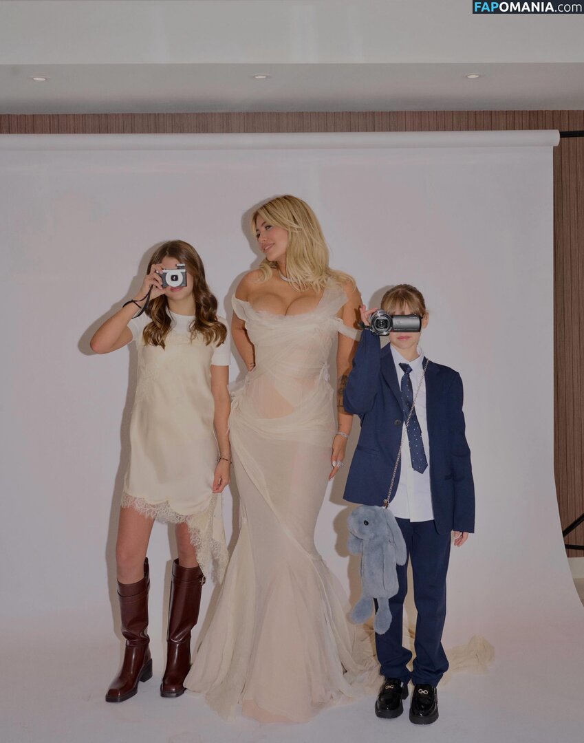 Icardi / Wanda Nara / badbitchwan / wanda_nara / wanditanara Nudo OnlyFans  Foto trapelata #533
