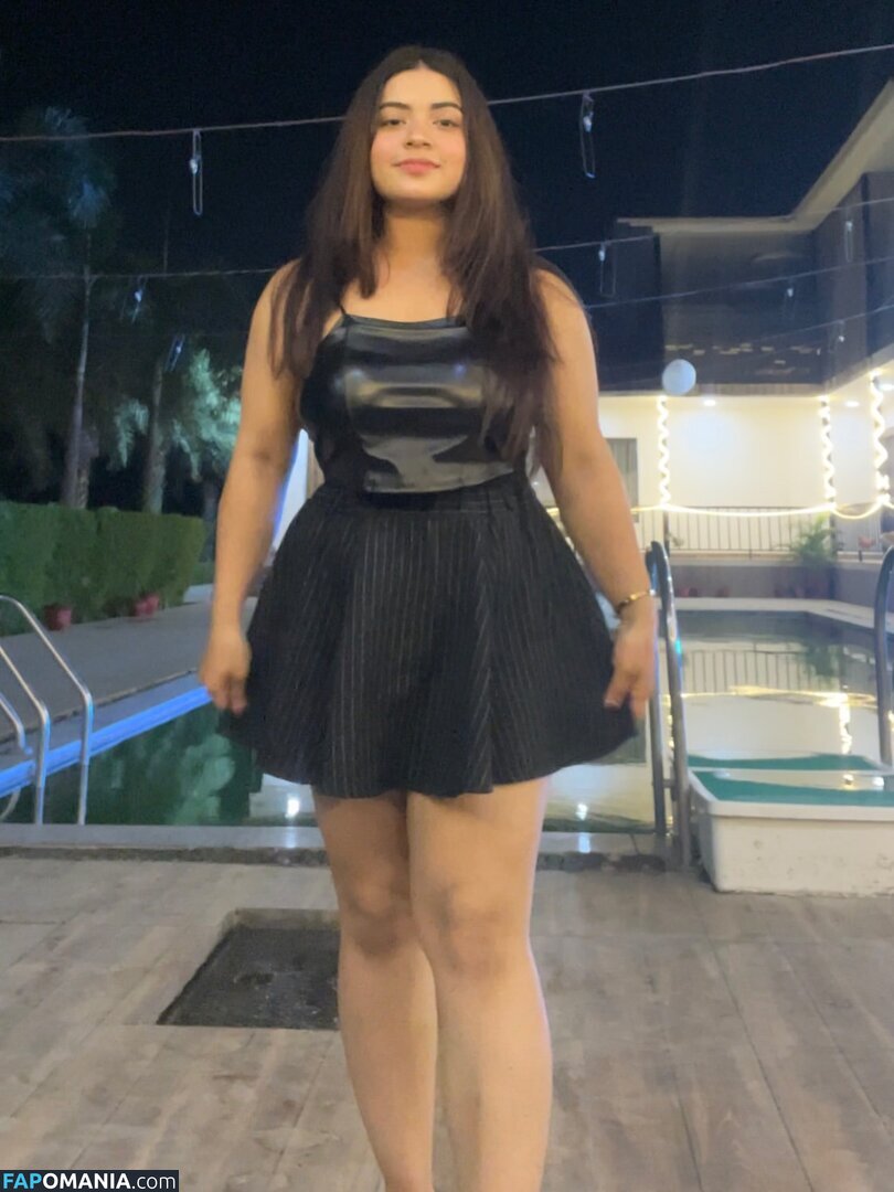 Wanderlust.rawat / ammu_rawat19 Nudo OnlyFans  Foto trapelata #6