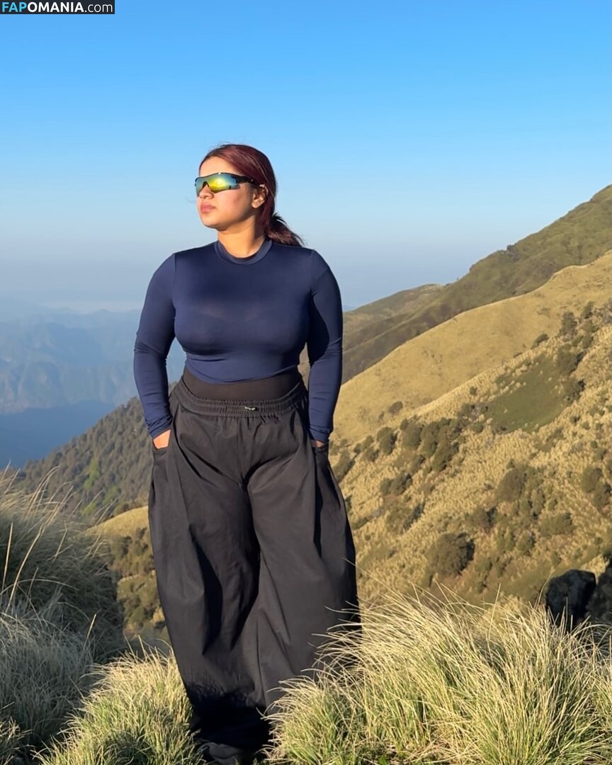Wanderlust.rawat / ammu_rawat19 Nudo OnlyFans  Foto trapelata #7