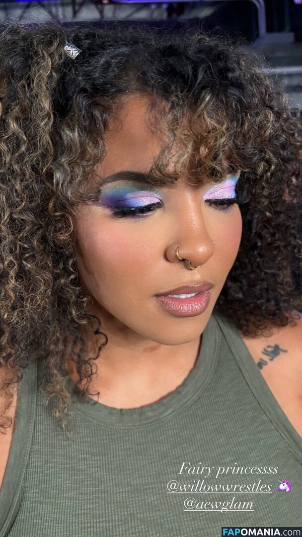 Willow Nightingale / willowwrestles Nudo OnlyFans  Foto trapelata #1