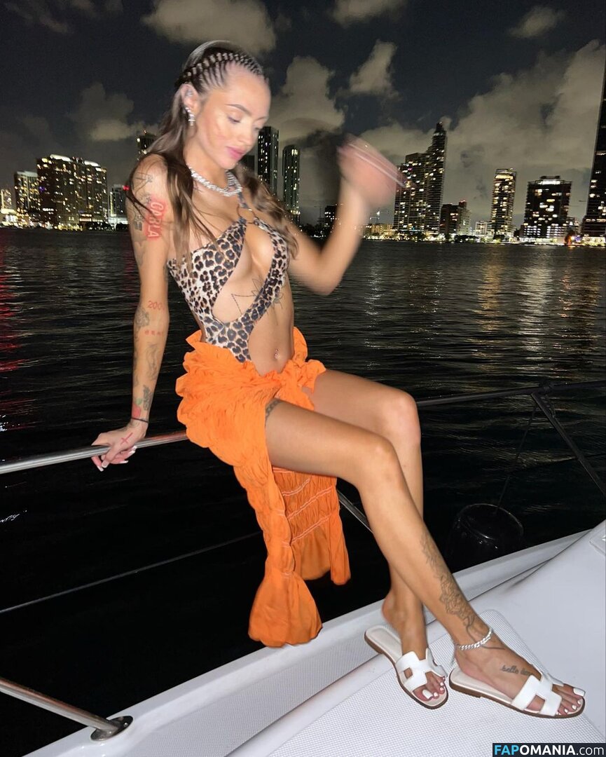 Woah Vicky / imwoahvicky / victoriaroseeee Nudo OnlyFans  Foto trapelata #15