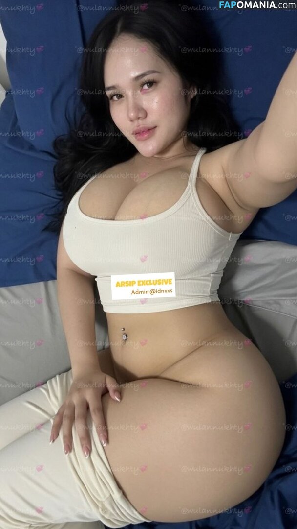 fitriwln / https: / wulannukhty / xxbbywlnn Nudo OnlyFans  Foto trapelata #1