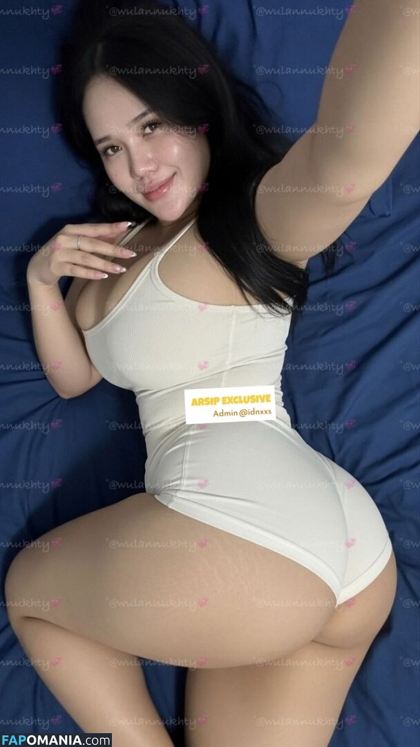 fitriwln / https: / wulannukhty / xxbbywlnn Nudo OnlyFans  Foto trapelata #5
