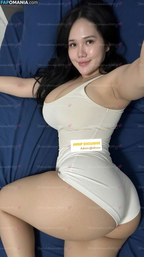 fitriwln / https: / wulannukhty / xxbbywlnn Nudo OnlyFans  Foto trapelata #6