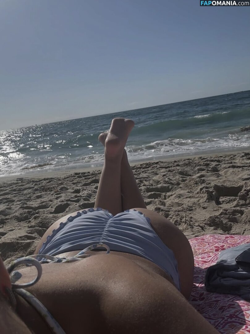 https: / xclusivemel / xclusivemel4 / xclusivemelll Nudo OnlyFans  Foto trapelata #4