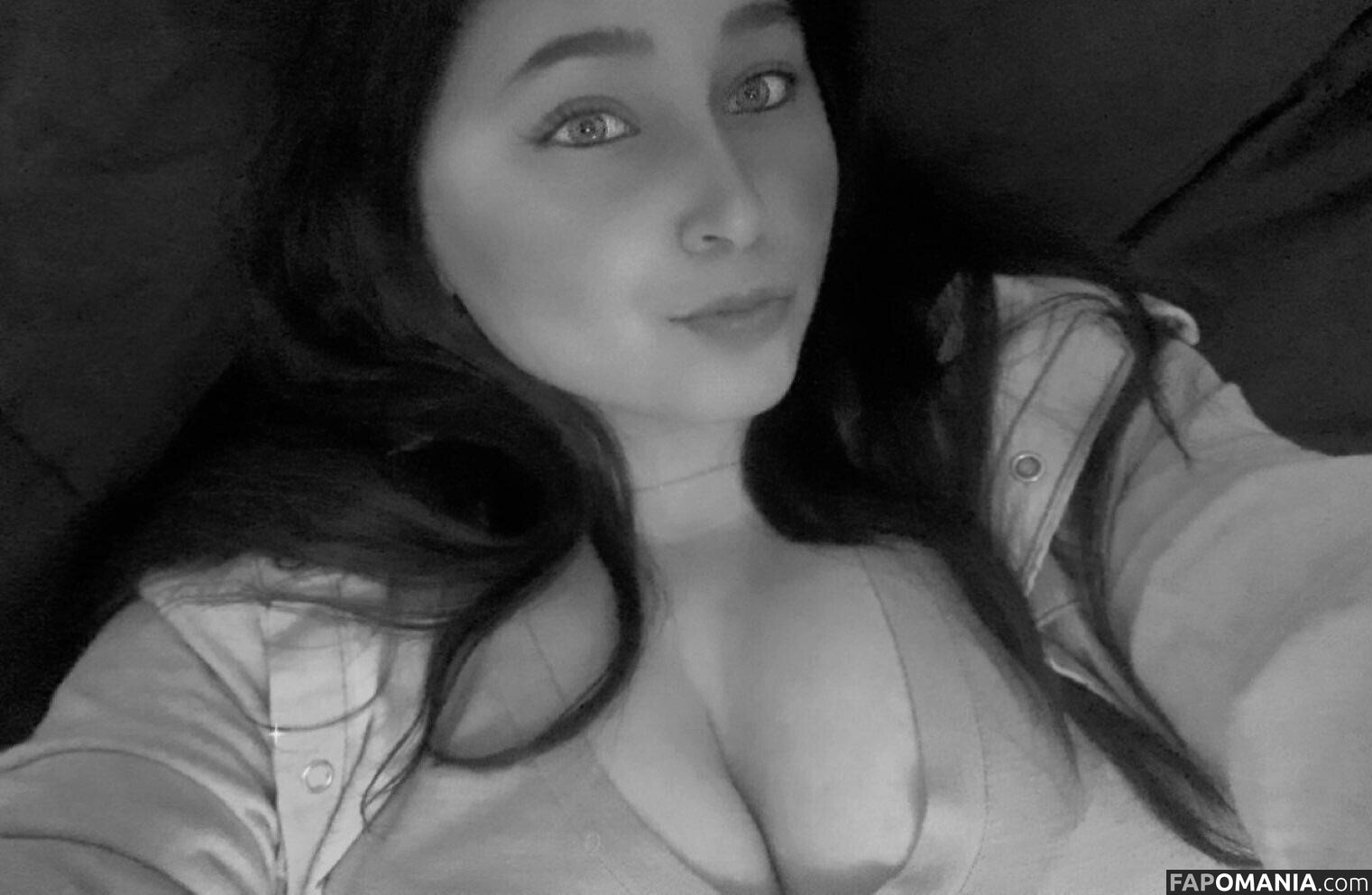 Yagirlsarina24 Nudo OnlyFans  Foto trapelata #5
