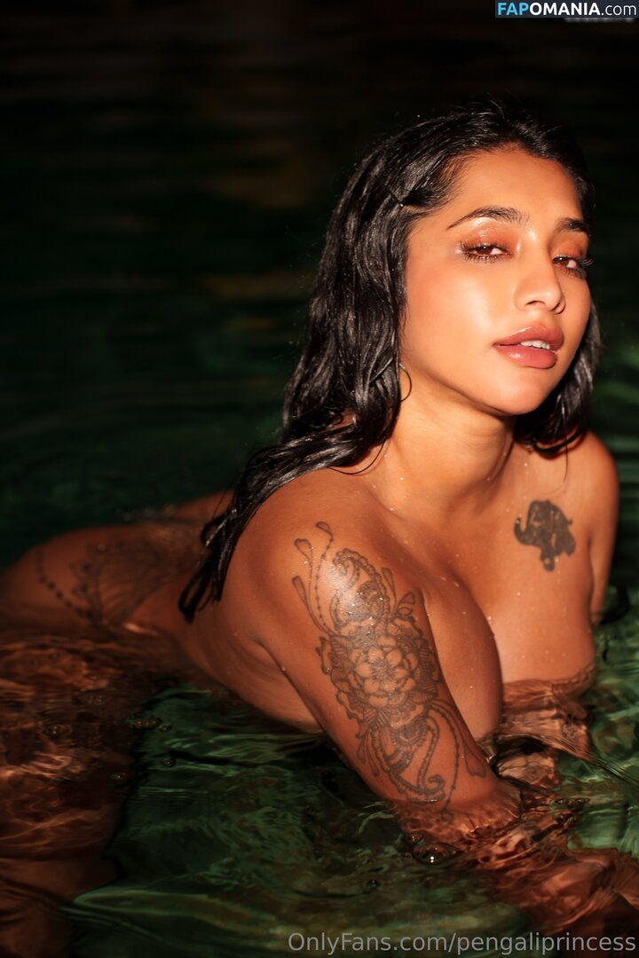 Yasmina Khan Nudo OnlyFans  Foto trapelata #11