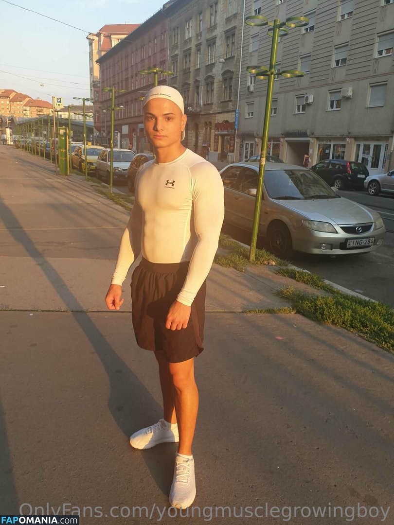 youngmusclegrowingboy Nudo OnlyFans  Foto trapelata #24