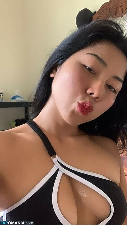 Made Rusmi / https: / rosemery01_ / yourbabby15 Nudo OnlyFans  Foto trapelata #4