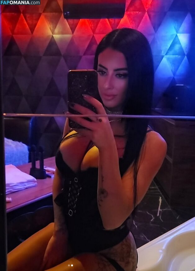 _yourfavouriteflower / https: / yourfavouritelittlebrat Nudo OnlyFans  Foto trapelata #1