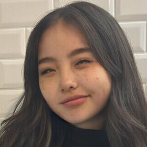 Yumi Eto