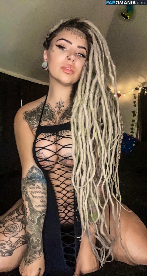 zahja / zahja__ / zahjalocs Nudo OnlyFans  Foto trapelata #14