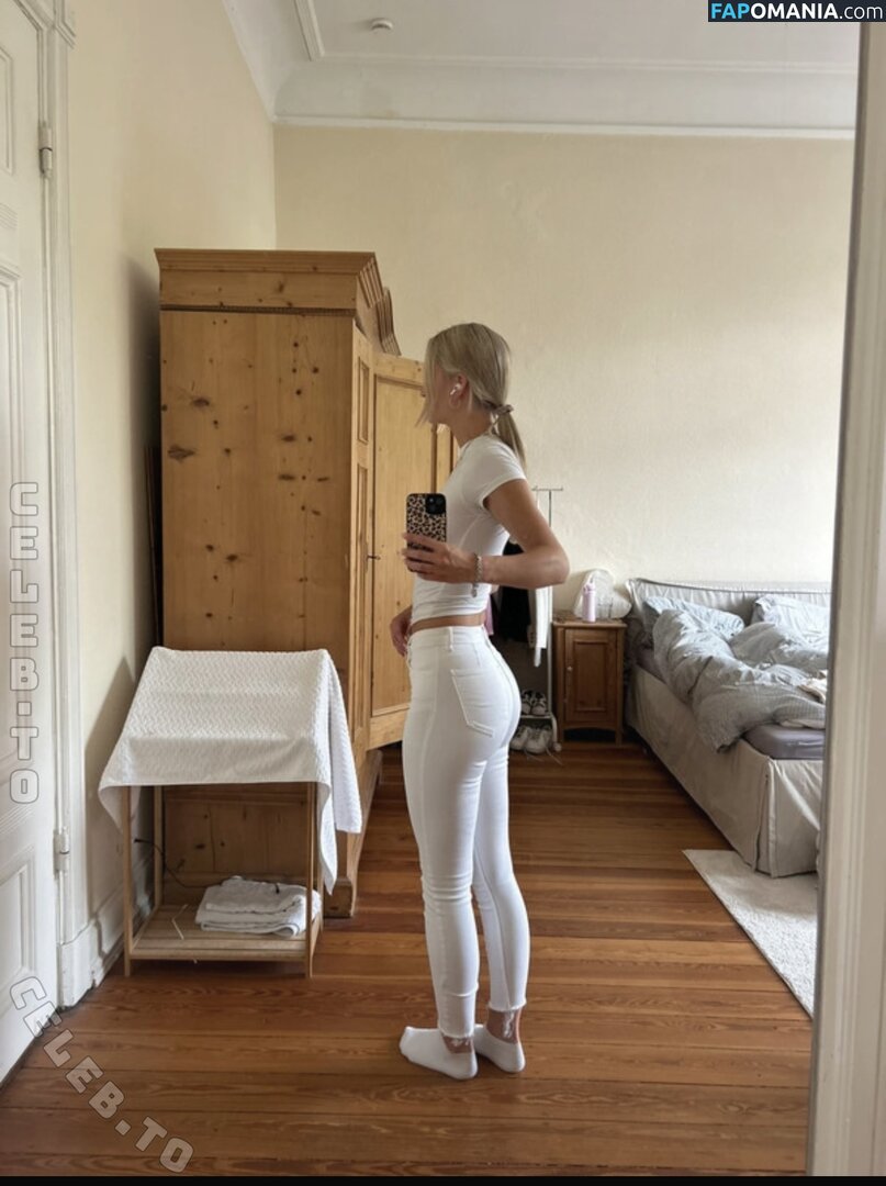 Zarah Ellen / zarah.ellen / zarah_eln Nudo OnlyFans  Foto trapelata #4