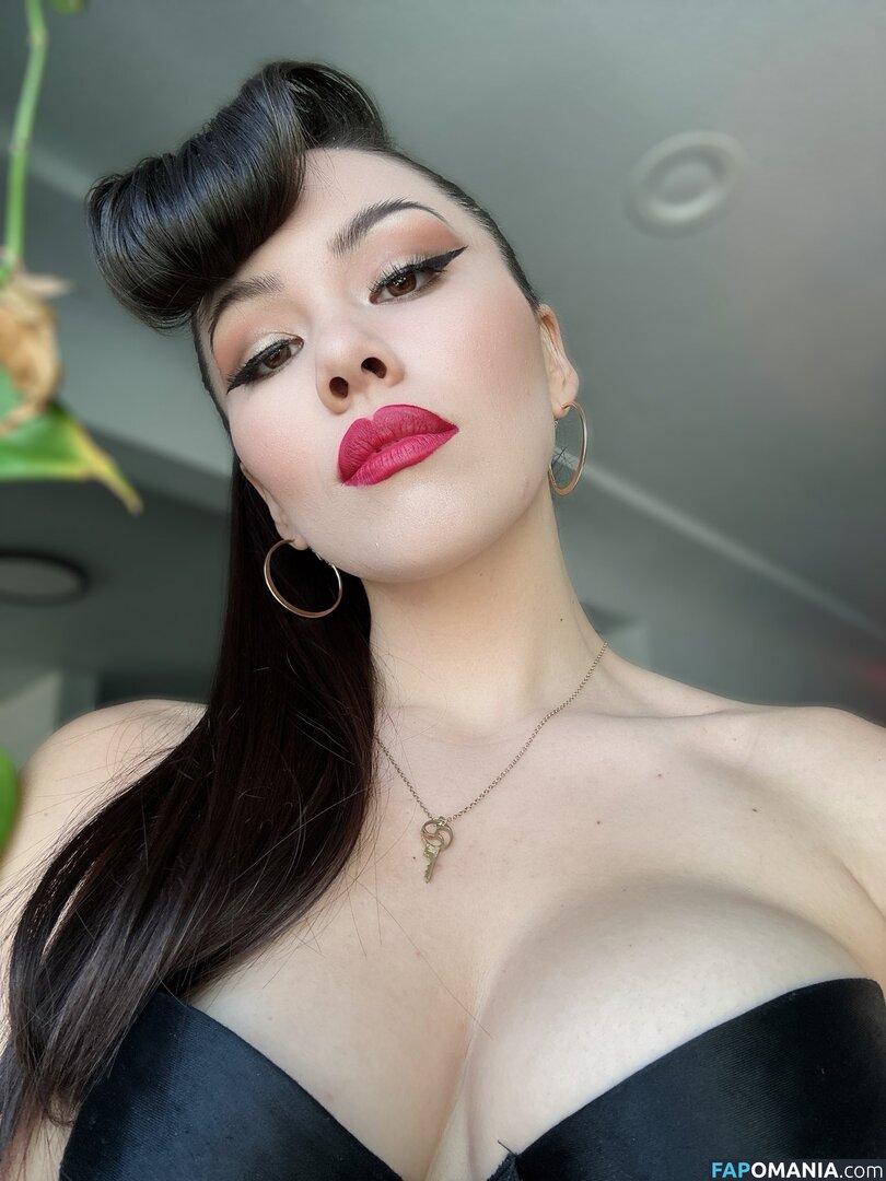 Serafina / Zeljia / sweetserafina / zeljiaa Nudo OnlyFans  Foto trapelata #8