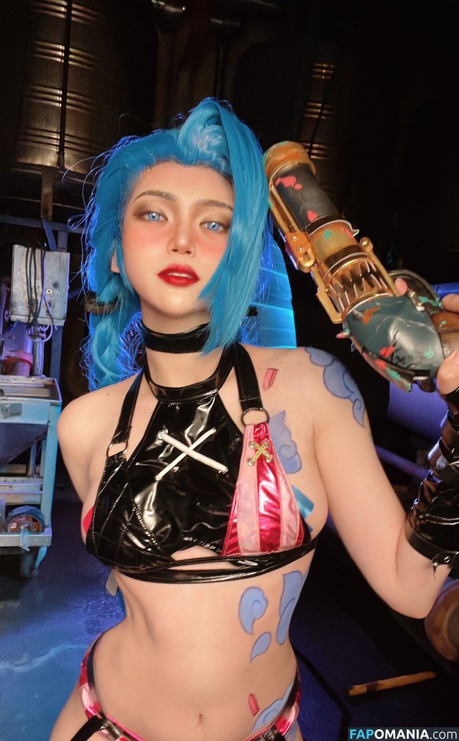 ZinieQ / zinie / zinieq_cosplayer / 𝐙𝐢𝐧𝐢𝐞𝐐 Nudo OnlyFans  Foto trapelata #128