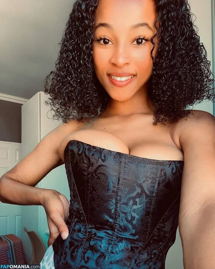 Zizipho Ondiswa / majokwenizizipho / zizipho_majokweni Nudo OnlyFans  Foto trapelata #9