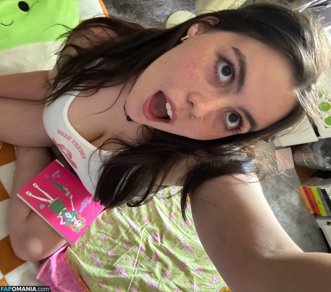 Zobug / snaiIgirl / zobug_ Nudo OnlyFans  Foto trapelata #11