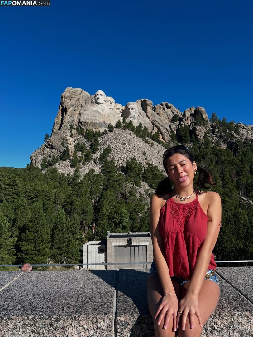 Zoe Grace Rodriguez / zoegracerodriguez Nudo OnlyFans  Foto trapelata #2