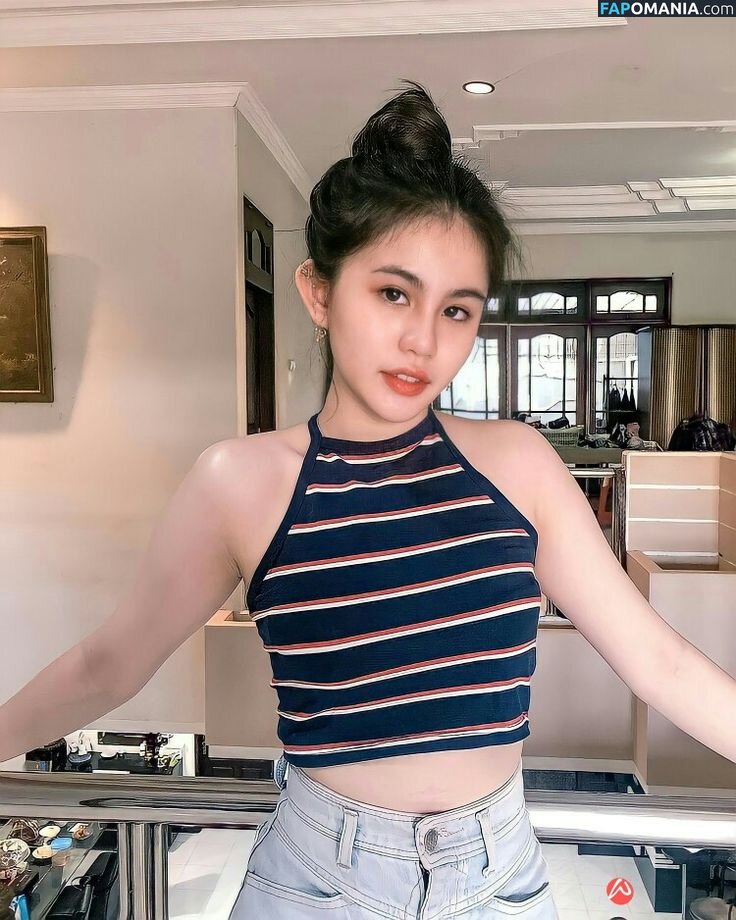 Zoe Levana Nudo OnlyFans  Foto trapelata #4