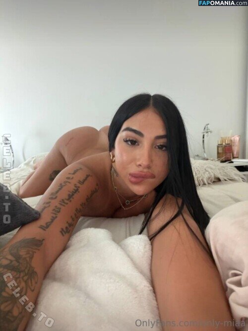Zoefernanddez / miakeller / zoefernanddezz Nudo OnlyFans  Foto trapelata #18